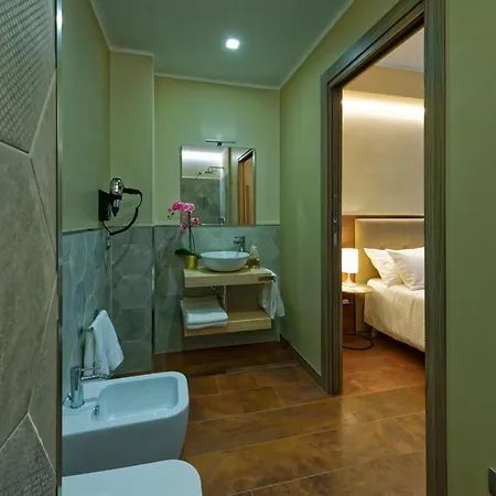 Red Ribbon Penzion 4*