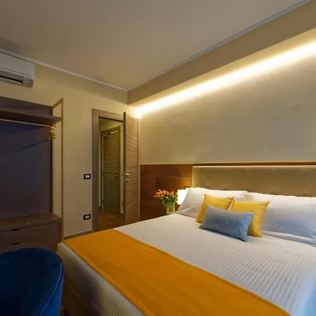 Guest house Red Ribbon 2*