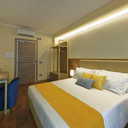 Red Ribbon 4* Milano